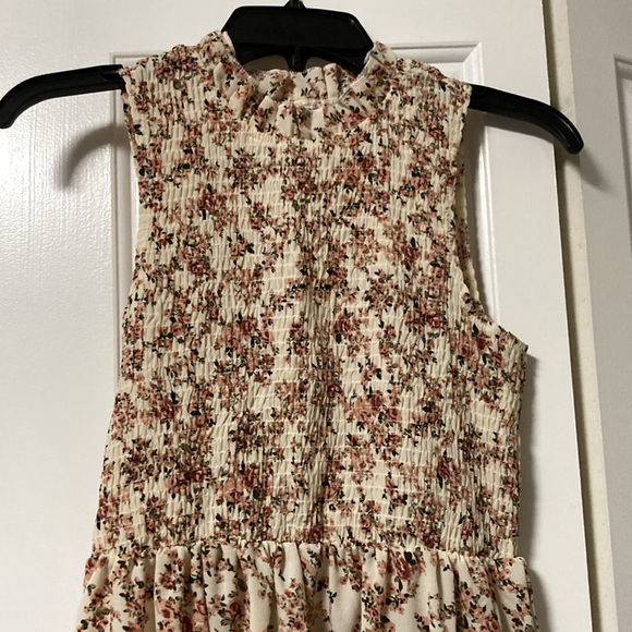 Mock neck floral midi dress - Picture 2 of 3